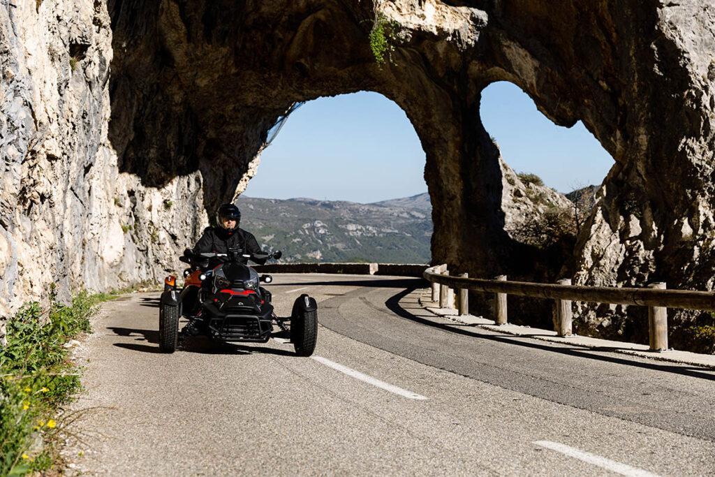 Mit dem Ryker entlang der  Côte d’Azur Foto:  Can-Am/BRP