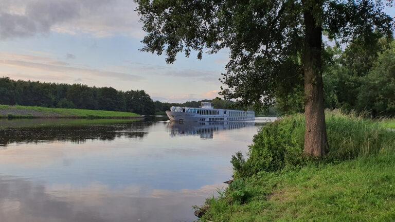 Winterzauber anders erleben – auf Elbe, Havel, Rhein und Main