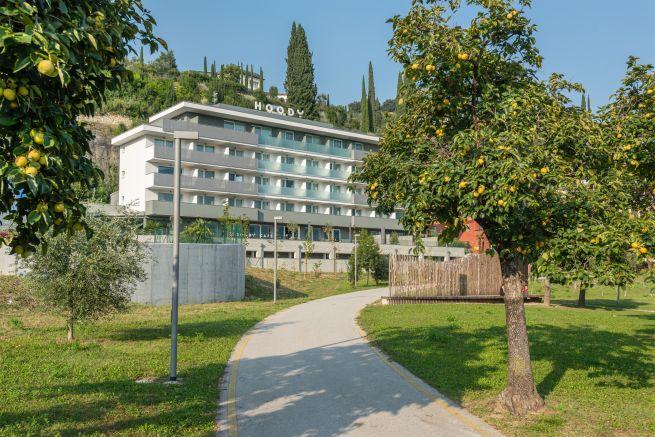 hoody-urlaub Das Hotel in traumhafter Kulisse Quelle: Hoody active & happiness hotel
